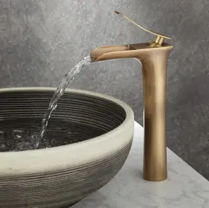 Змішувач для раковини (умивальника) REA LAGUNA ANTIQUE BRUSHED GOLD високий №3