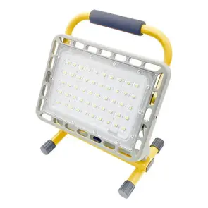 Фонарь прожектор светодиодный аккумуляторный 100W (LiFePO4, 15000mAh) PROTESTER RCFL1001 №1