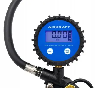 Пистолет для подкачки колес с цифровым манометром 14 бар AIRKRAFT STG-05D №8