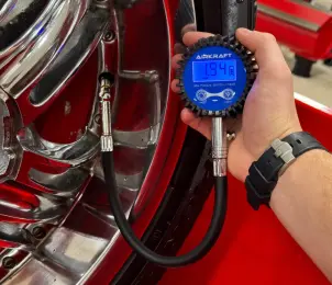 Манометр цифровий для перевірки тиску в шинах зі шлангом 0-250 psi (17 bar) AIRKRAFT TPGD0250-S №6