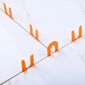 Галочка дистанционная 1.5 мм для плитки Plitkom №3