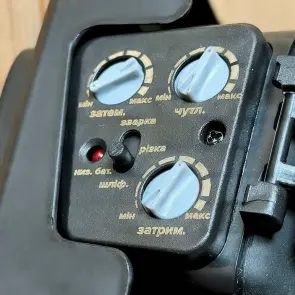 СВАРОЧНАЯ МАСКА-ХАМЕЛЕОН EDON ED-5000 ПОДХОДИТ ДЛЯ MMA/MIG/TIG/CUT №3