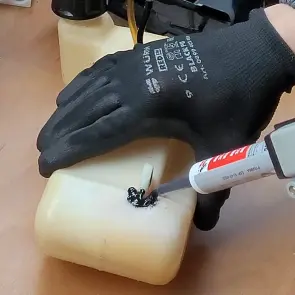 Клей WURTH Replast Me 210 секунд для пластика черный 50 мл №2