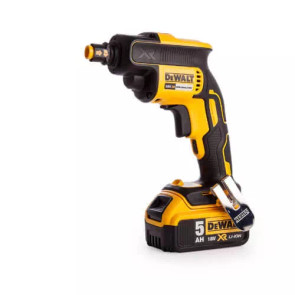 Шуруповерт аккумуляторный DeWALT, 18V XR Li-Ion, бесщеточный, 30/5 Нм, 4400 об / мин, чемодан, вес (с аккум. 2 Ач - с аккум. 5 Ач) 1.48 / 1.8 кг №3