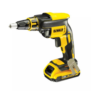 Шуруповерт аккумуляторный DeWALT, 18V XR Li-Ion, бесщеточный, 30/5 Нм, 4400 об / мин, чемодан, вес 1.08 кг №1