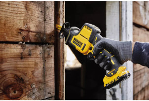 Пила шабельна акумуляторна DeWALT, 10.8/12В XR Li-lon, безщіткова, 0 - 2800 ход/хв, величина ходу 16 мм, вага 1.38 кг, 2 акумулятори 2 Аг, ЗП, TSTAK №4