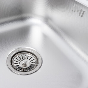 Кухонна мийка з нержавіючої сталі Platinum ДЕКОР 7850D (0,8/180 MM) №5