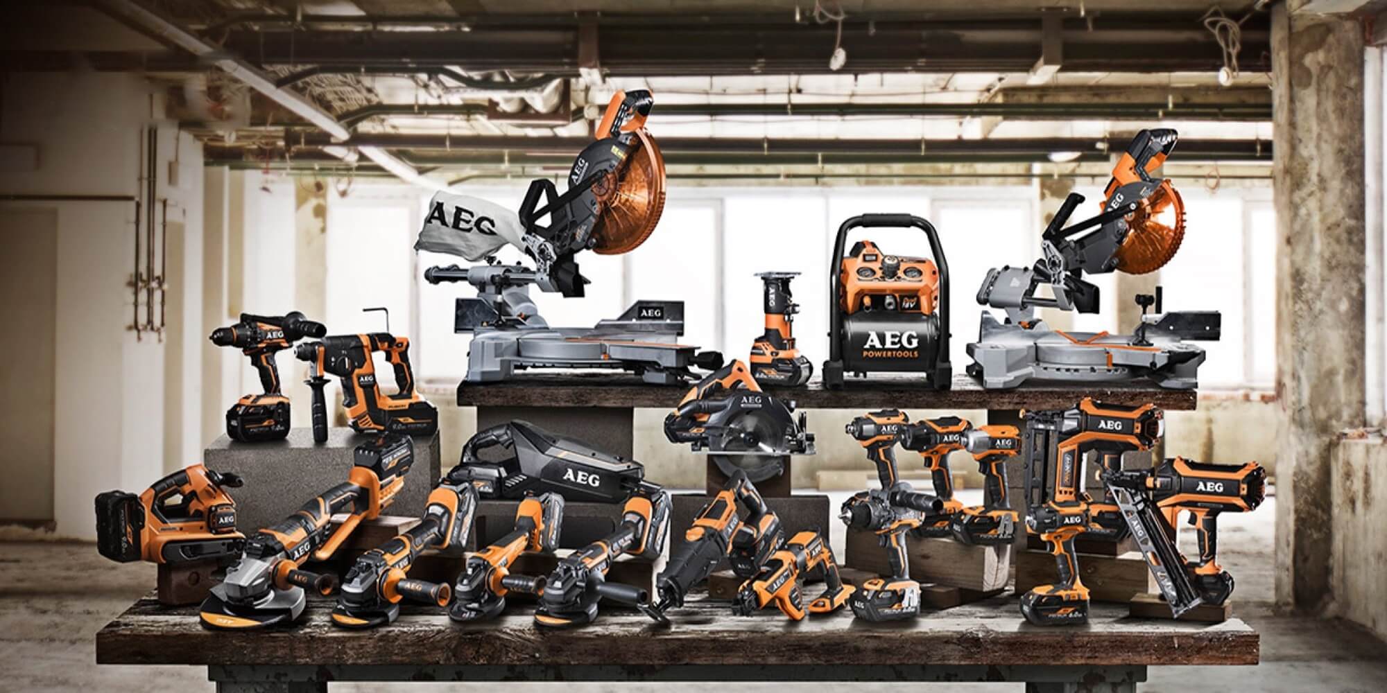 AEG